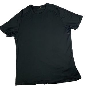 Lululemon Mens XL Grey Black Active Wear Shirt XL